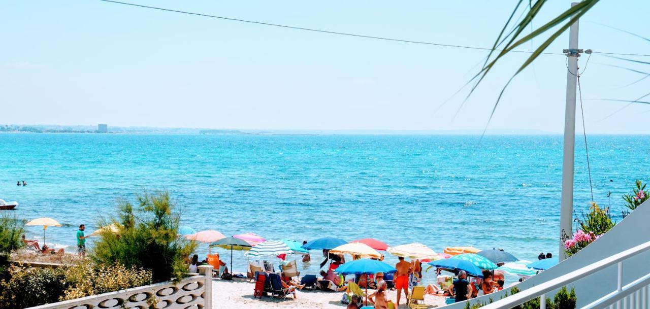Вилла Torre Lapillo Fronte Mare In Centro Con Parcheggio Coperto Экстерьер фото